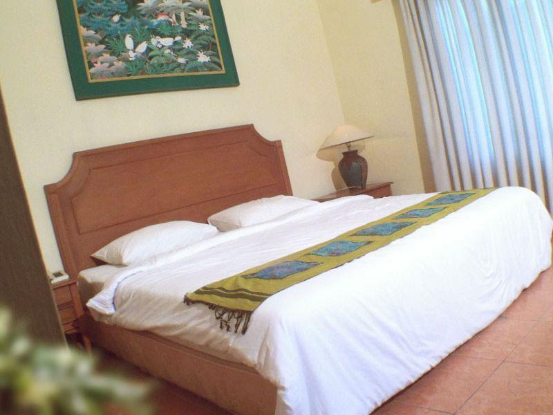 Dewi Sinta Hotel And Restaurant Танах Лот Экстерьер фото